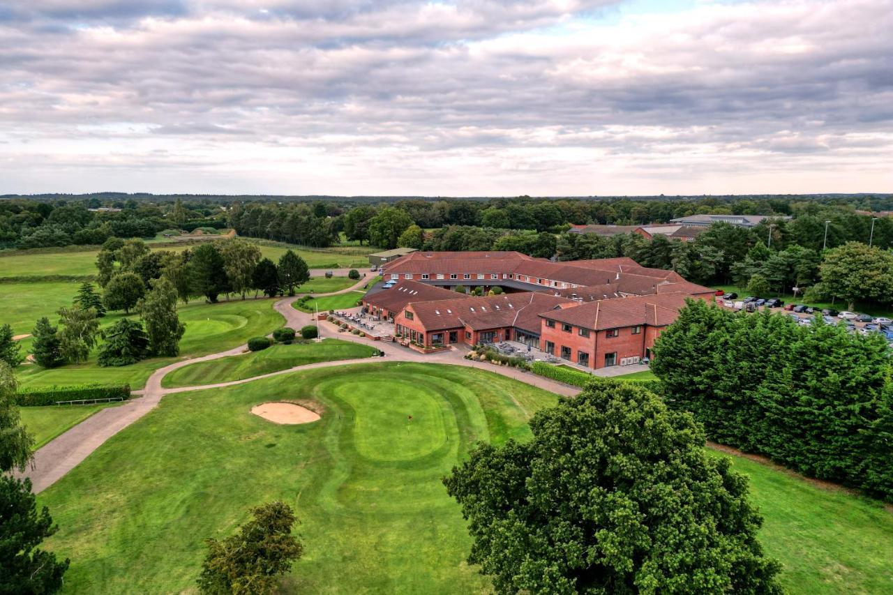 Wensum Valley Hotel Golf And Country Club Norwich Buitenkant foto